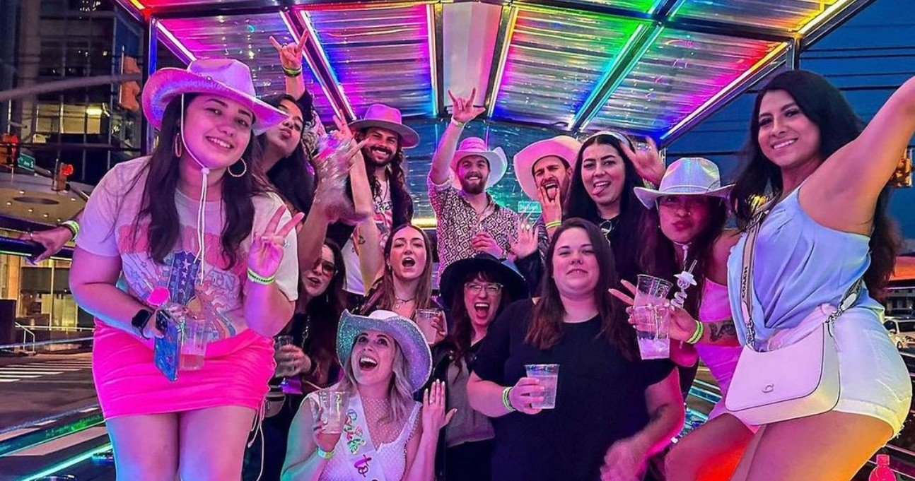 Honky Tonk Express Party Bus Nashville