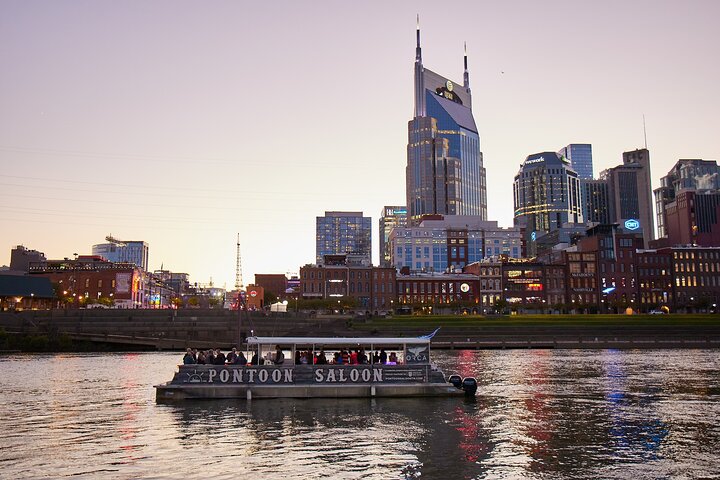 Nashville pontoon party cruise on the Cumberland River